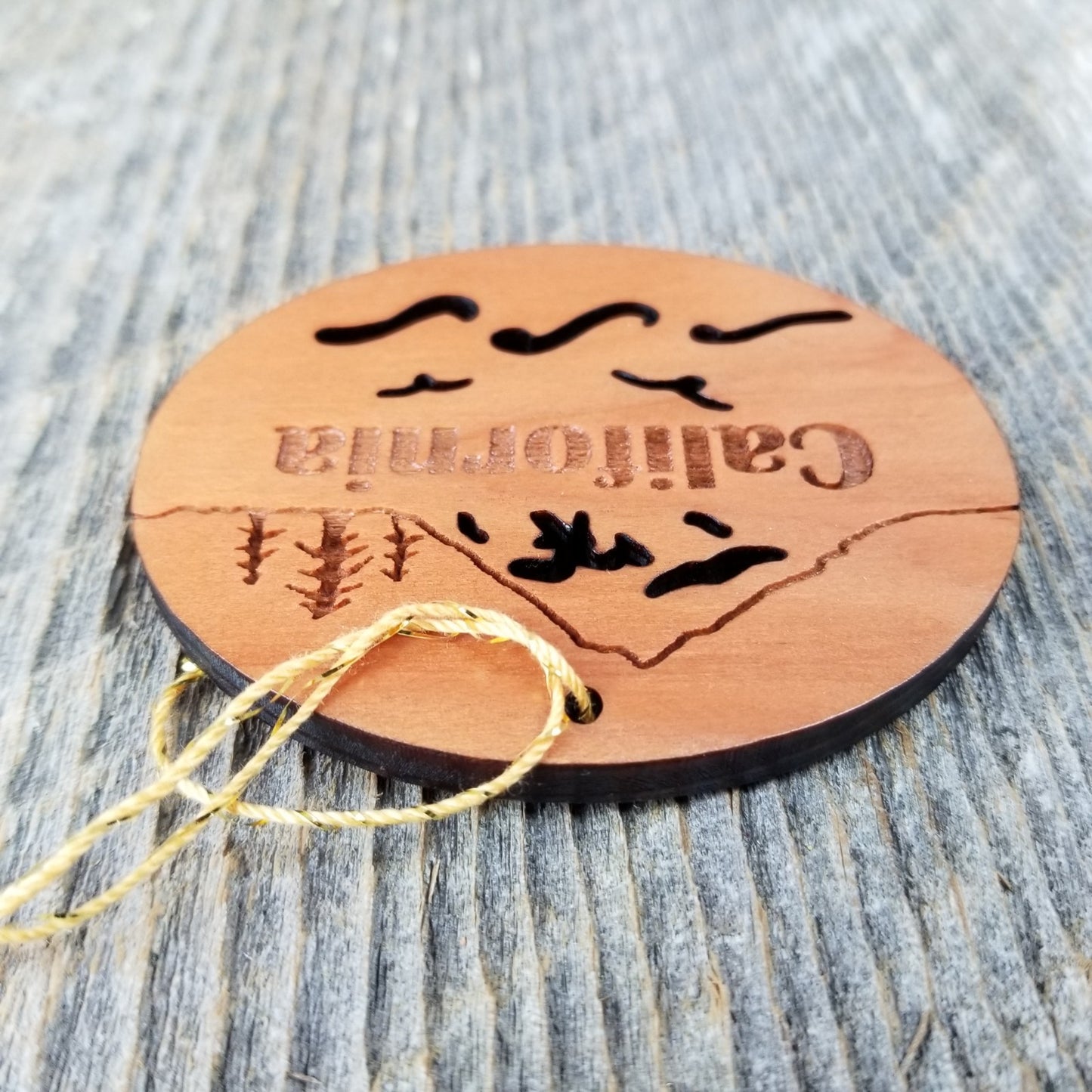 California Christmas Ornament Oval Wood Souvenir -15001