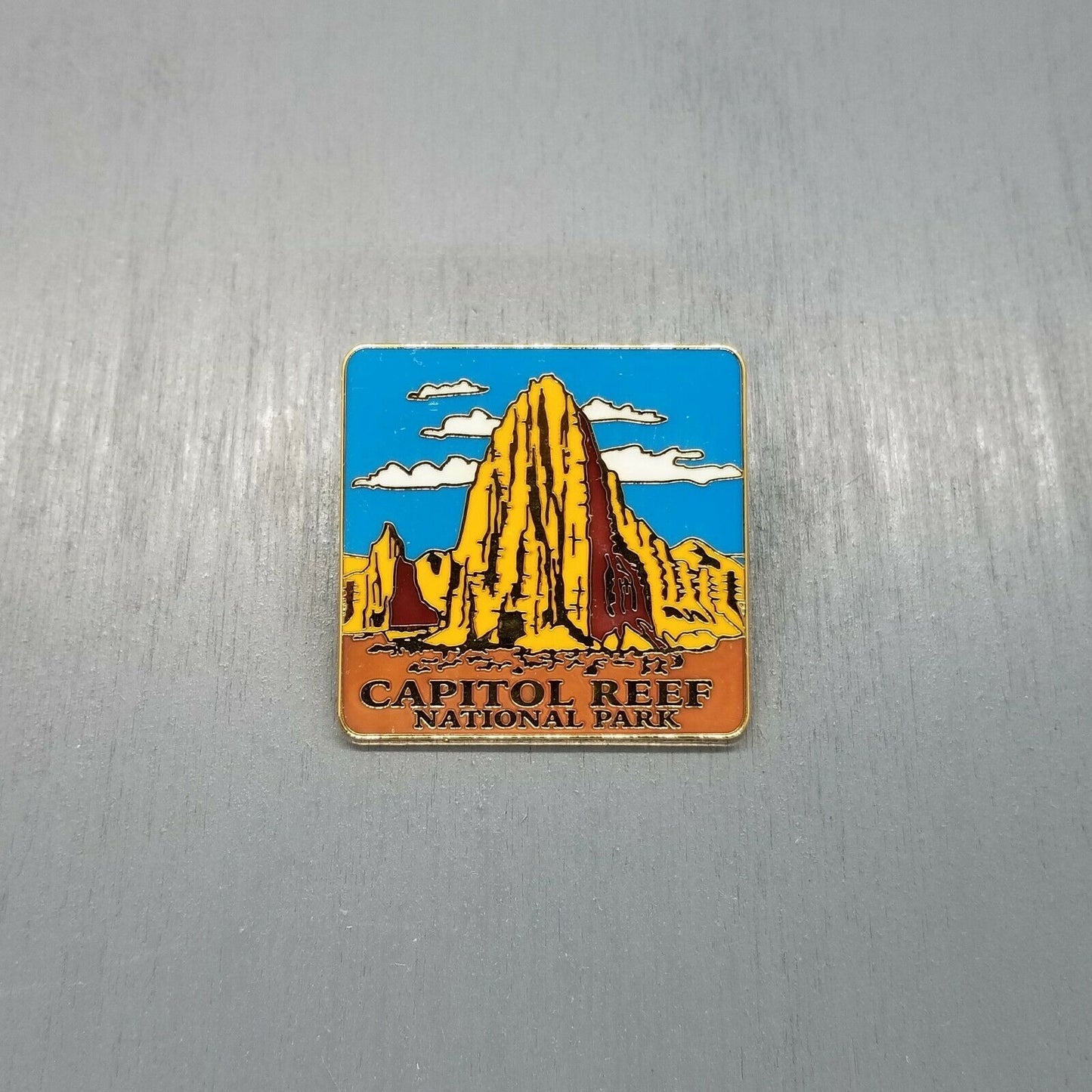 Utah Pin - Capitol Reef National Park UT Souvenir Pin Lapel Travel 1.25" - HP-14007