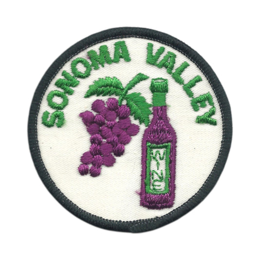 Vintage SONOMA VALLEY Wine and Grapes Souvenir Patch SEW ON 3 Inch - SONOMA-37/01