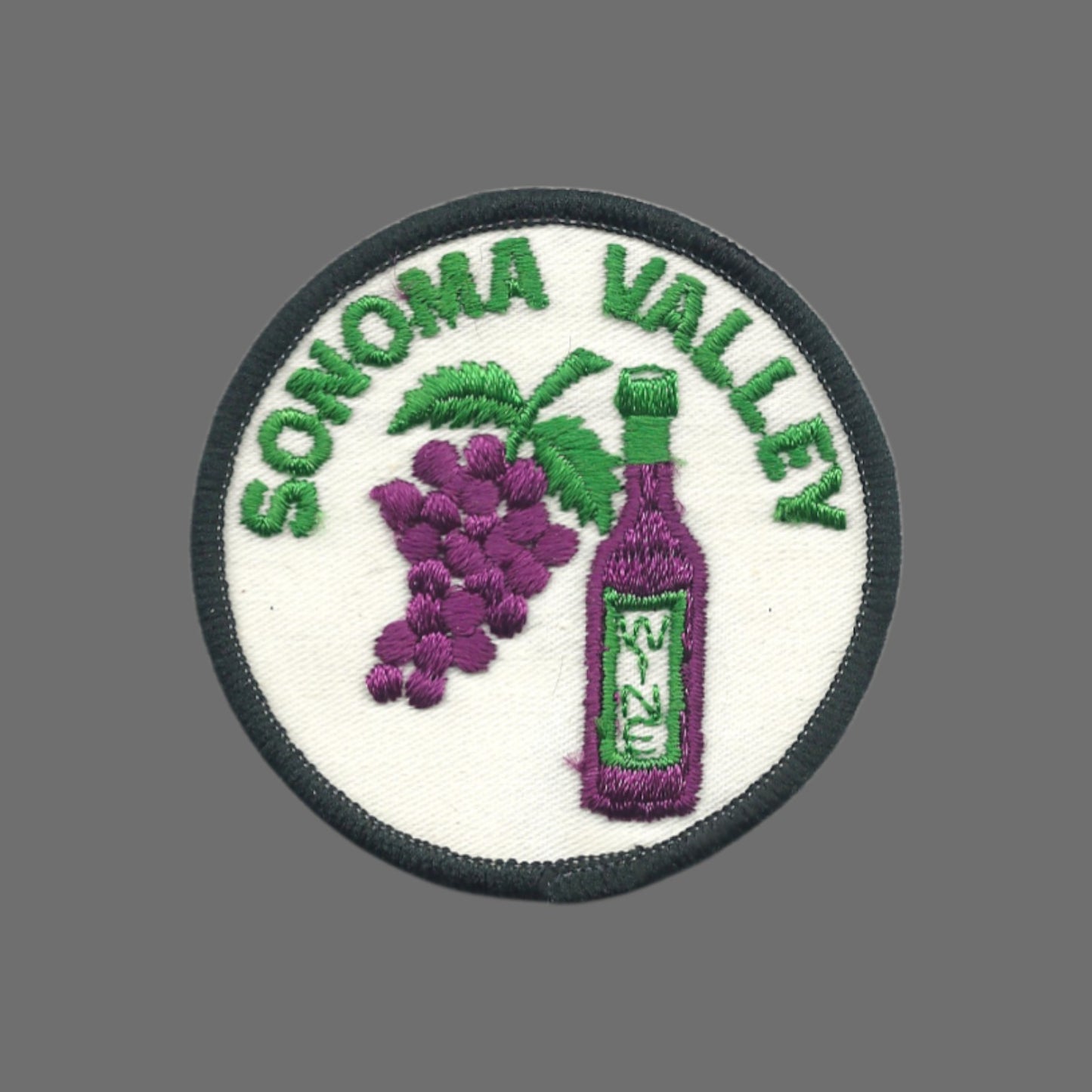 Vintage SONOMA VALLEY Wine and Grapes Souvenir Patch SEW ON 3 Inch - SONOMA-37/01
