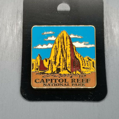 Utah Pin - Capitol Reef National Park UT Souvenir Pin Lapel Travel 1.25" - HP-14007
