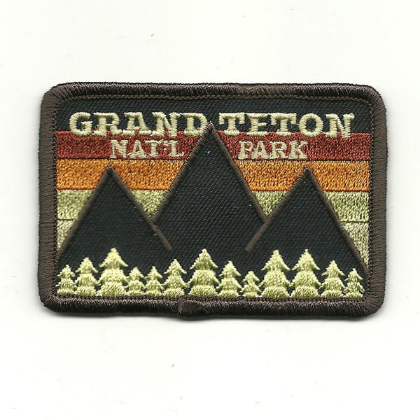 Wyoming Patch – WY Grand Teton National Park - Iron On Souvenir Patch 3" – Embellishment Applique – Travel Gift Brown Rect